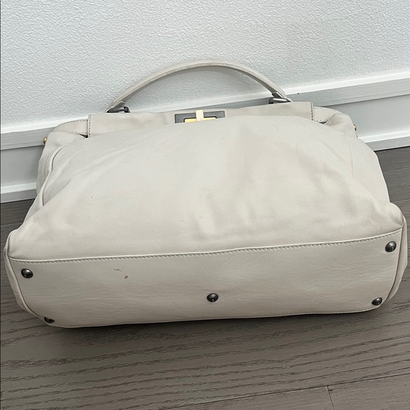 Fendi Peekaboo Large Shoulder Bag